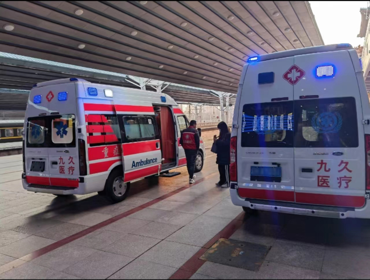 河南蒙古族自治县救护车长途转运